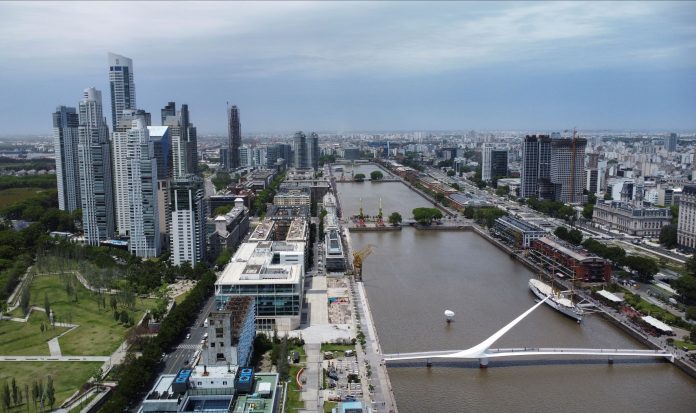 Queda de Energia Deixa 366 Mil Sem Luz em Buenos Aires