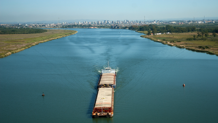 Hidrovias Shares Surge Over 5% Following Capital...