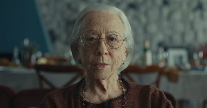 Alzheimer: o elemento pouco falado de Ainda Estou Aqui |