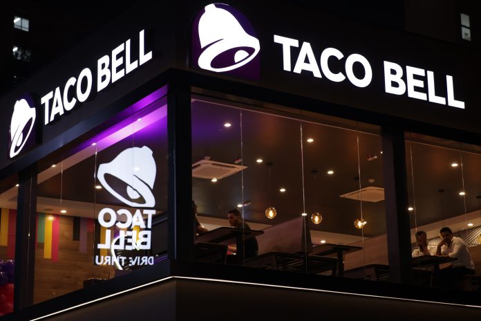 Taco Bell Desafia Alertas e Projeta Crescimento de...