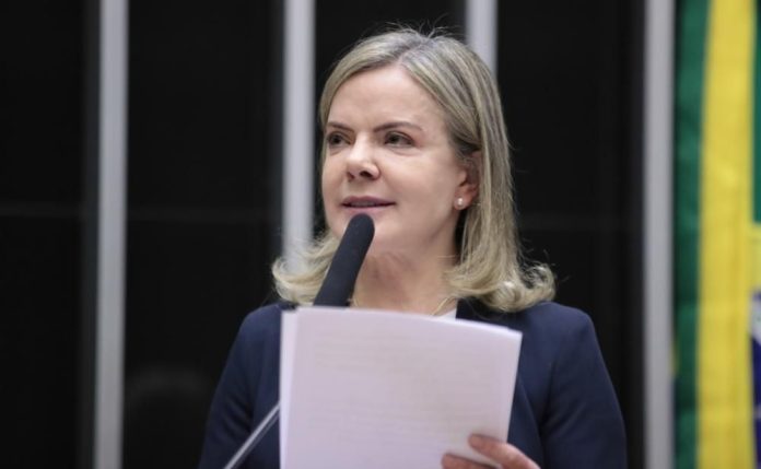 PT se reúne na sexta para discutir novo substituto de...