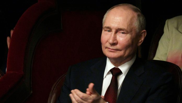 Putin Reminds Macron of Napoleon's Fate in Sharp Response